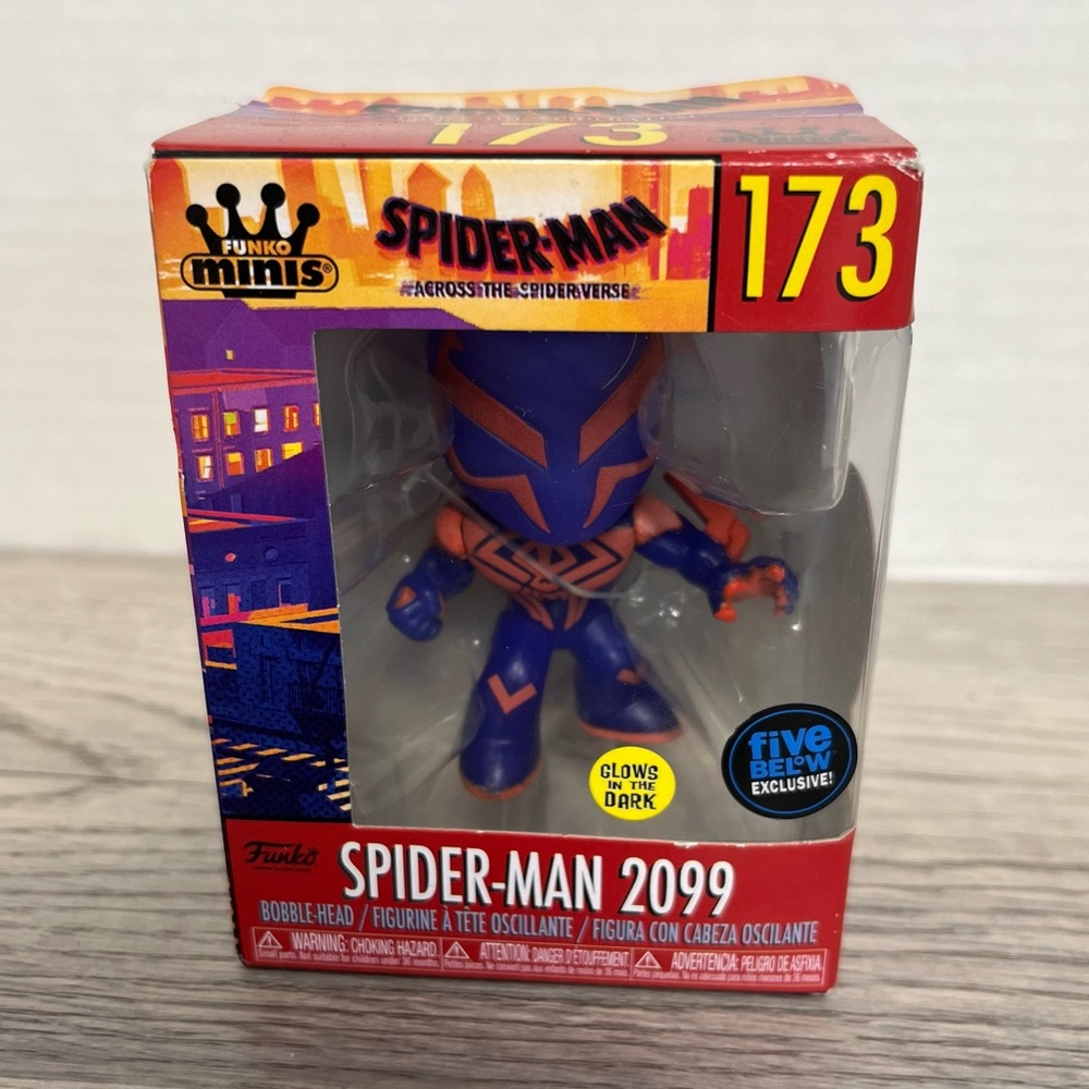 Funko Minis 5 Below Spider-Man Across The Spiderverse Glow Spider-Man 2099